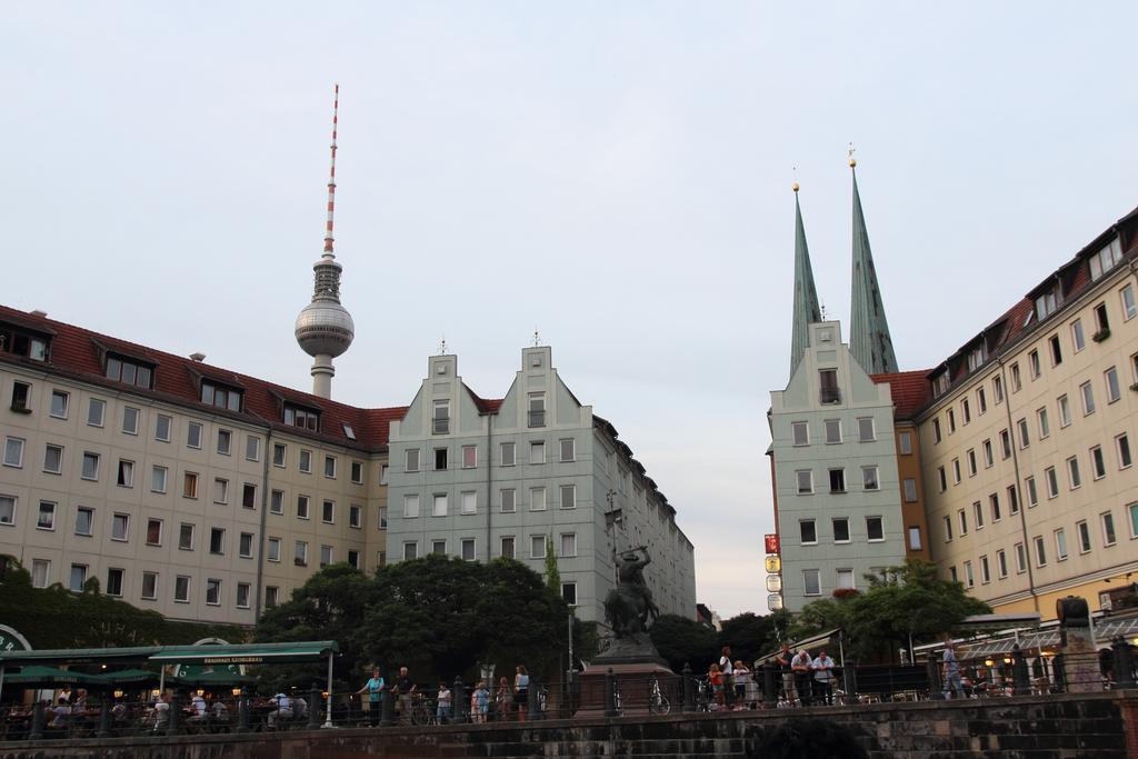 Hotel Und Restaurant Kranichsberg Woltersdorf  Kültér fotó