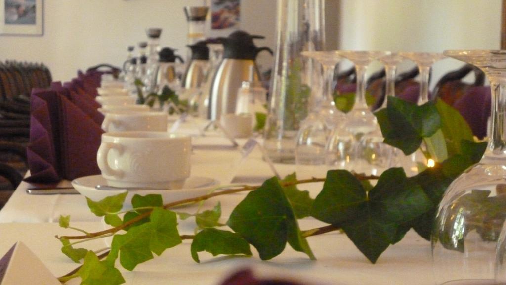 Hotel Und Restaurant Kranichsberg Woltersdorf  Kültér fotó