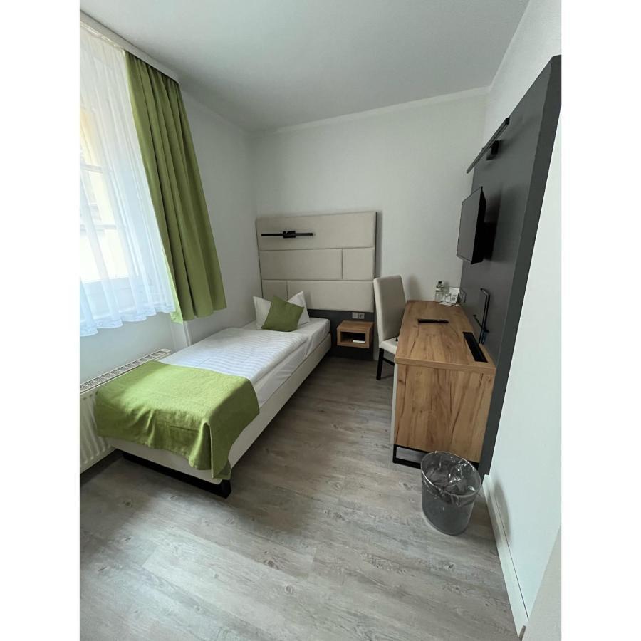 Hotel Und Restaurant Kranichsberg Woltersdorf  Kültér fotó