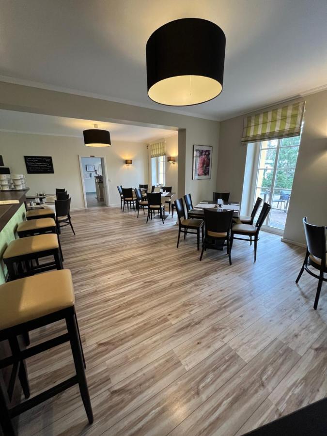 Hotel Und Restaurant Kranichsberg Woltersdorf  Kültér fotó