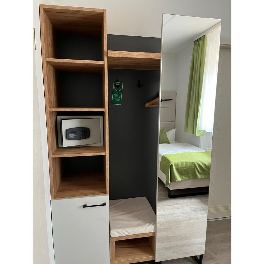 Hotel Und Restaurant Kranichsberg Woltersdorf  Kültér fotó