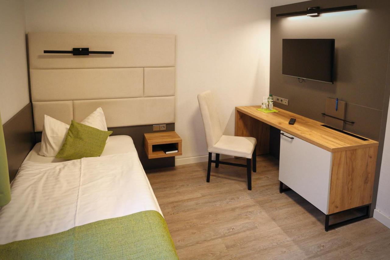 Hotel Und Restaurant Kranichsberg Woltersdorf  Kültér fotó