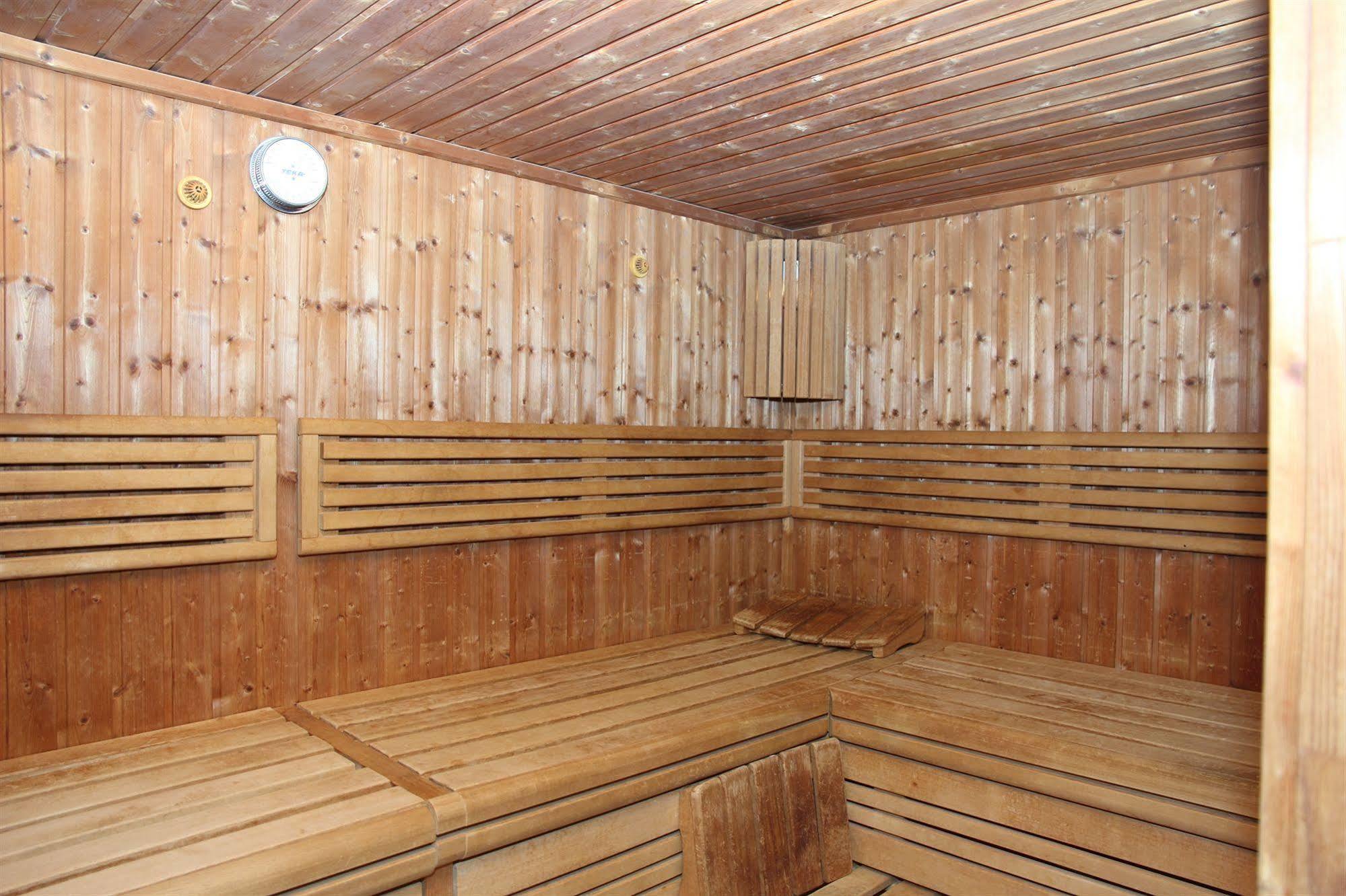 Hotel Und Restaurant Kranichsberg Woltersdorf  Kültér fotó