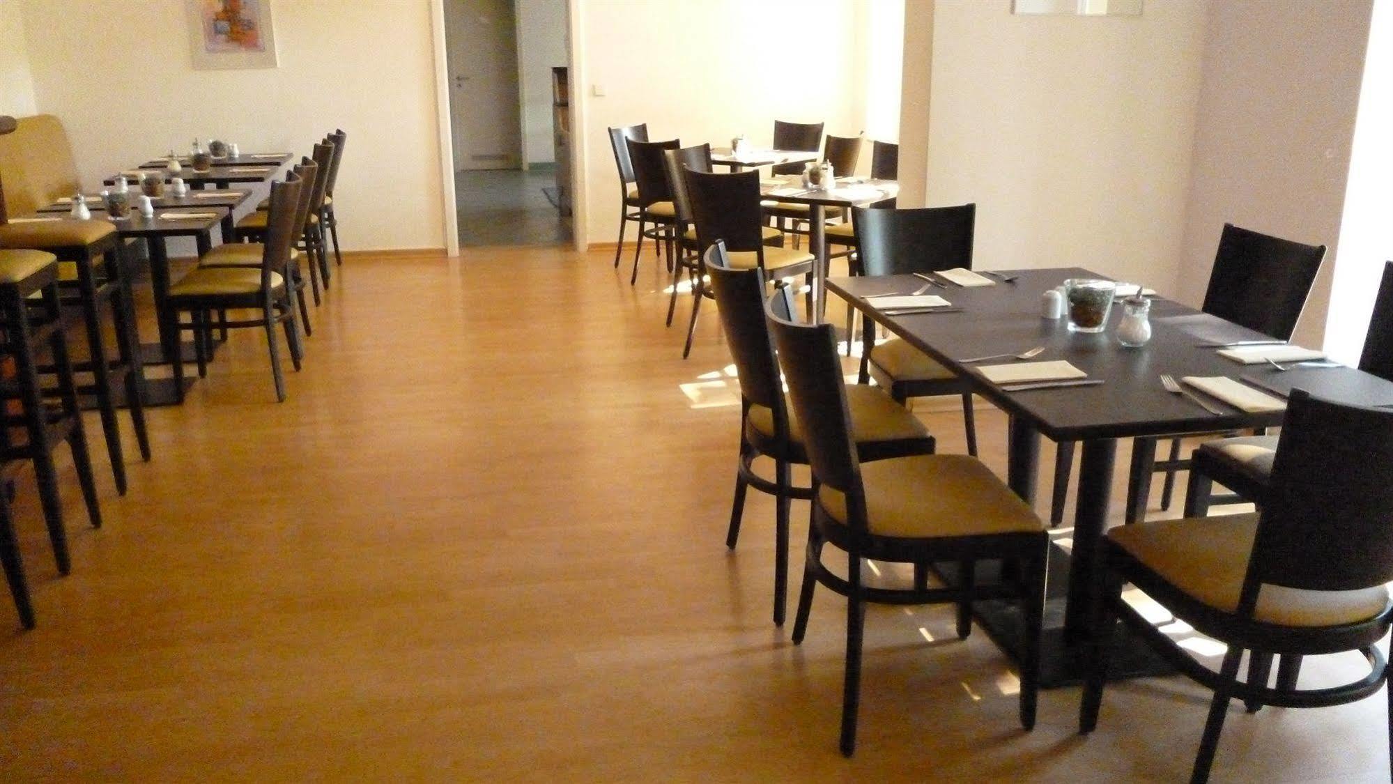 Hotel Und Restaurant Kranichsberg Woltersdorf  Kültér fotó